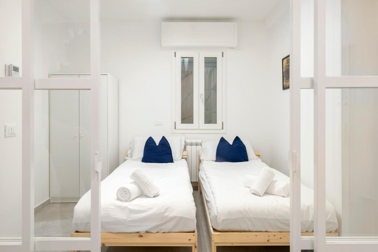 Easystayrome 10 Pax 3 Baths 1 Min From Metro エクステリア 写真
